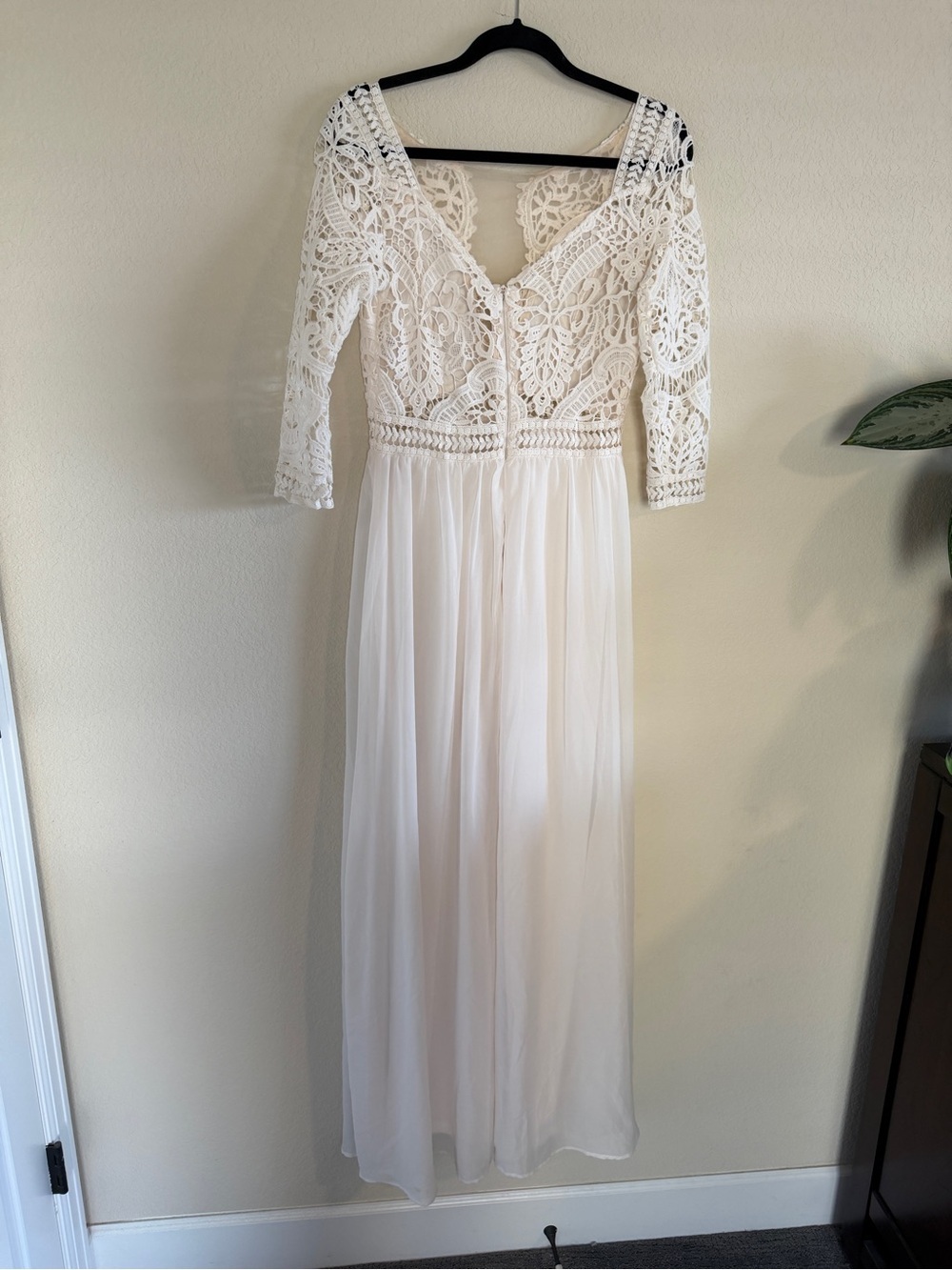 Ivory Lace Bodice Maxi Dress with Crochet Sleeves - Picture 6 of 6